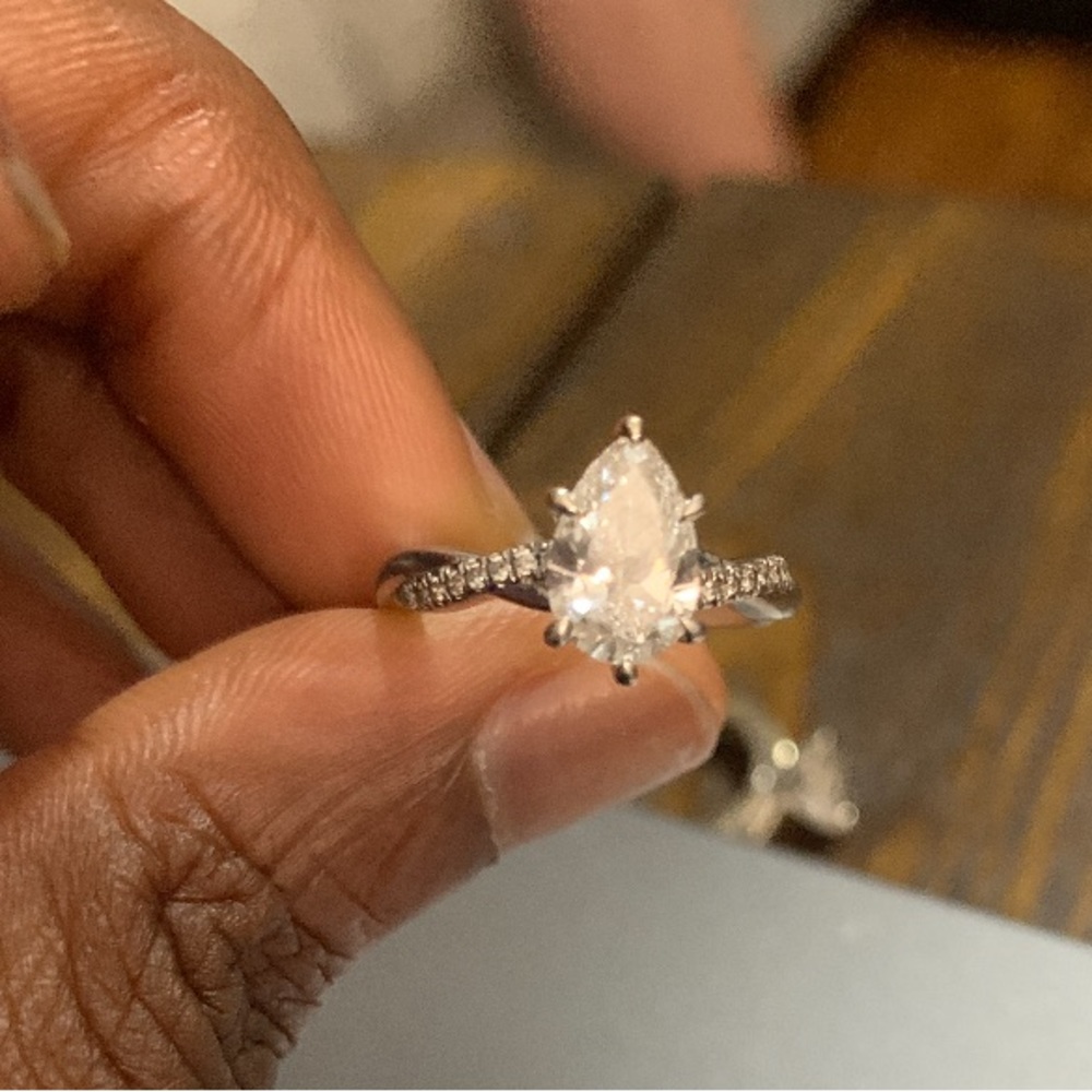 18K White Gold Petite Twisted Vine Lab Diamond Ring (Size 4)